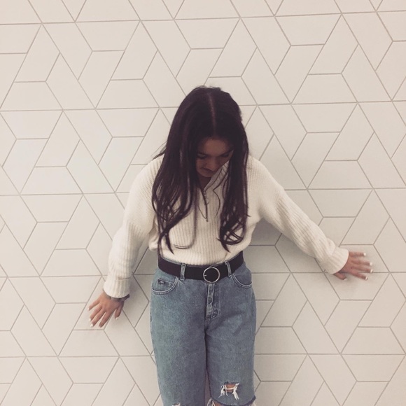 Meet your Posher, Carly - Picture 1 of 1